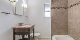 Available JULY 2026 - Spacious 3 Bedroom, 1.5 Bath w/ City Views! Gallery 30