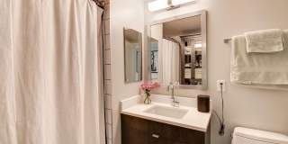 River-View 2BD Luxury Condo with Balcony and Parking! Gallery 17