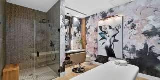 Manor Biscayne Gallery 25