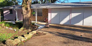 Charming 2-bedroom, 1-bath home Gallery 49