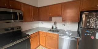 Spacious 1-Bedroom Apartment Across from Washington Park Gallery 14