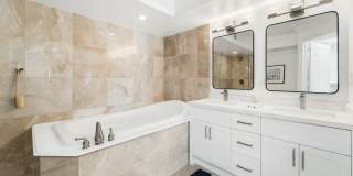 Harbour Pointe Gallery 4
