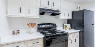 ReNew Towne Oaks Gallery 1