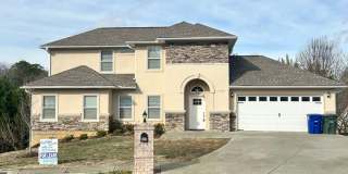 Beautiful Home in East Brainerd! 3 Beds, 3.5 Baths, 2 Car Garage! Gallery 1