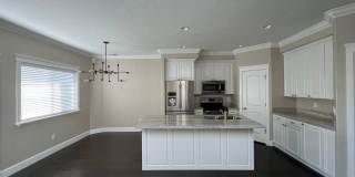 End-Unit Sleepy Ridge Townhome Gallery 4