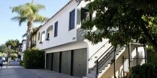 8216 Willoughby Avenue Gallery 1