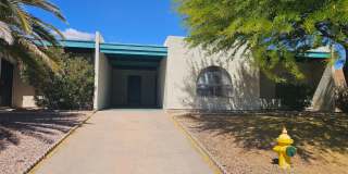 Centrally Located! Gallery 1