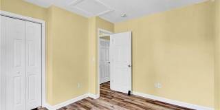 220 Alder Street Gallery 10