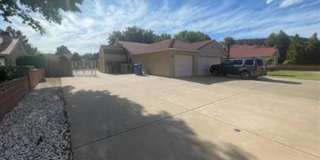 Bloomington Beauty-Landscaping INCLUDED!  6 month lease only Gallery 6