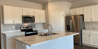 Four years old newer Four Bedroom in Meridianville Gallery 3