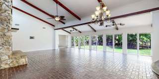 Waterfront Luxury Living – 4 Bed / 3 Bath – Over 2,600 Sq Ft Gallery 12