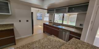 6836 ORIZABA Avenue Gallery 13