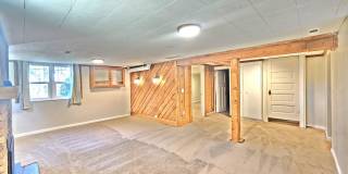 $2,995 - 5 Bed / 3 Bath Stunning and Spacious Home on South Hill Gallery 46