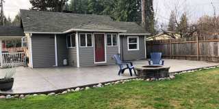2 Bed/1 Bath Private Remodeled Home in desirable Jennings Lodge Neighborhood. Gallery 1