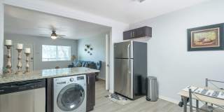 Mark-Hall Gallery 27