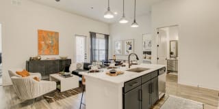 Addison Grove Gallery 18