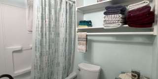 Furnished cozy 1 bedroom Duplex! Gallery 11