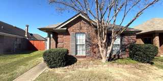 ** 3 bed 2 bath located in Thorington Trace ** Call 334-366-9198 to schedule a self tour Gallery 1