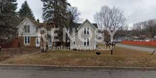 4BD/2BA in Newport Available Now! Gallery 1