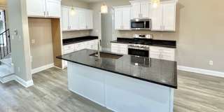 568 Rosalie Woods Drive Gallery 4