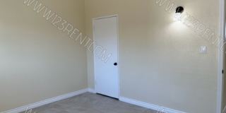 WEST LANCASTER 2BD/1BTH DUPLEX w/ BACKYARD Gallery 21