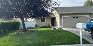 Adorable Westend Town Home Gallery 1