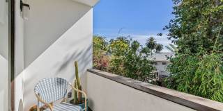 2147 N Beachwood Dr Gallery 7