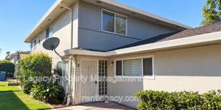 4424 Greenholme Dr Gallery 1