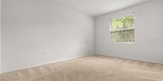 Great location with room to entertain Great location with room to entertain Gallery 19