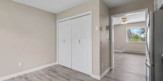FOR RENT! Beautifully Remodeled 2 Bed/1 Bath Unit – Don’t Miss Out! Gallery 10