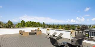 Queen Anne Collection Gallery 18