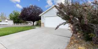 653 Hudson Bay Court Gallery 3