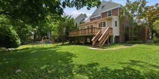 Chevy Chase Home | 4 Bed | 3.5 Bath | 2,500 Sf | Driveway Parking | Large Fenced-In Backyard w/ Deck Gallery 24