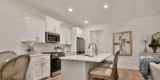 1409 Quincy Avenue Gallery 8