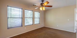 1531 S LONGSPUR Lane Gallery 11