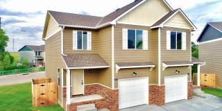 Luxury Townhome Gallery 1