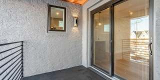 530 WASHINGTON Avenue Gallery 25