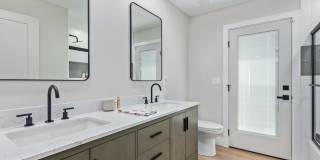 15832 N 62nd Place Gallery 24