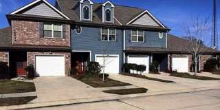 19025 Aiden Ln Gallery 1