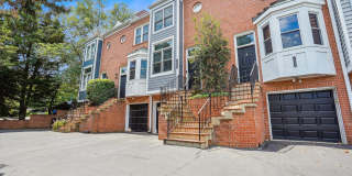 1904 N Veitch St Gallery 1