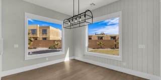 Custom 6 Bedroom Home in Great Location. Gallery 14