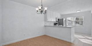 1945 Stratford Way Gallery 8