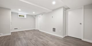 115 E Elm Street Gallery 19