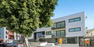 ST Living at 1422 Tamarind | Come Home to Elevated Comfort Gallery 27