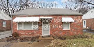 1045 N New Florissant Rd, Florissant, MO 63031 – Move-In Ready & Pet-Friendly! Gallery 1