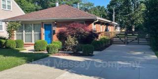 2383 Clarendon Avenue 2383 Clarendon Avenue Gallery 1