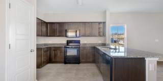 Recently Built 3 Bedroom, 2 Bath Duplex in Georgetown Gallery 26
