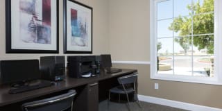 Avanti Gallery 35