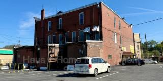906 Penn Avenue Gallery 26