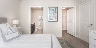 55+ Riverwalk Pointe - Senior Housing Gallery 17